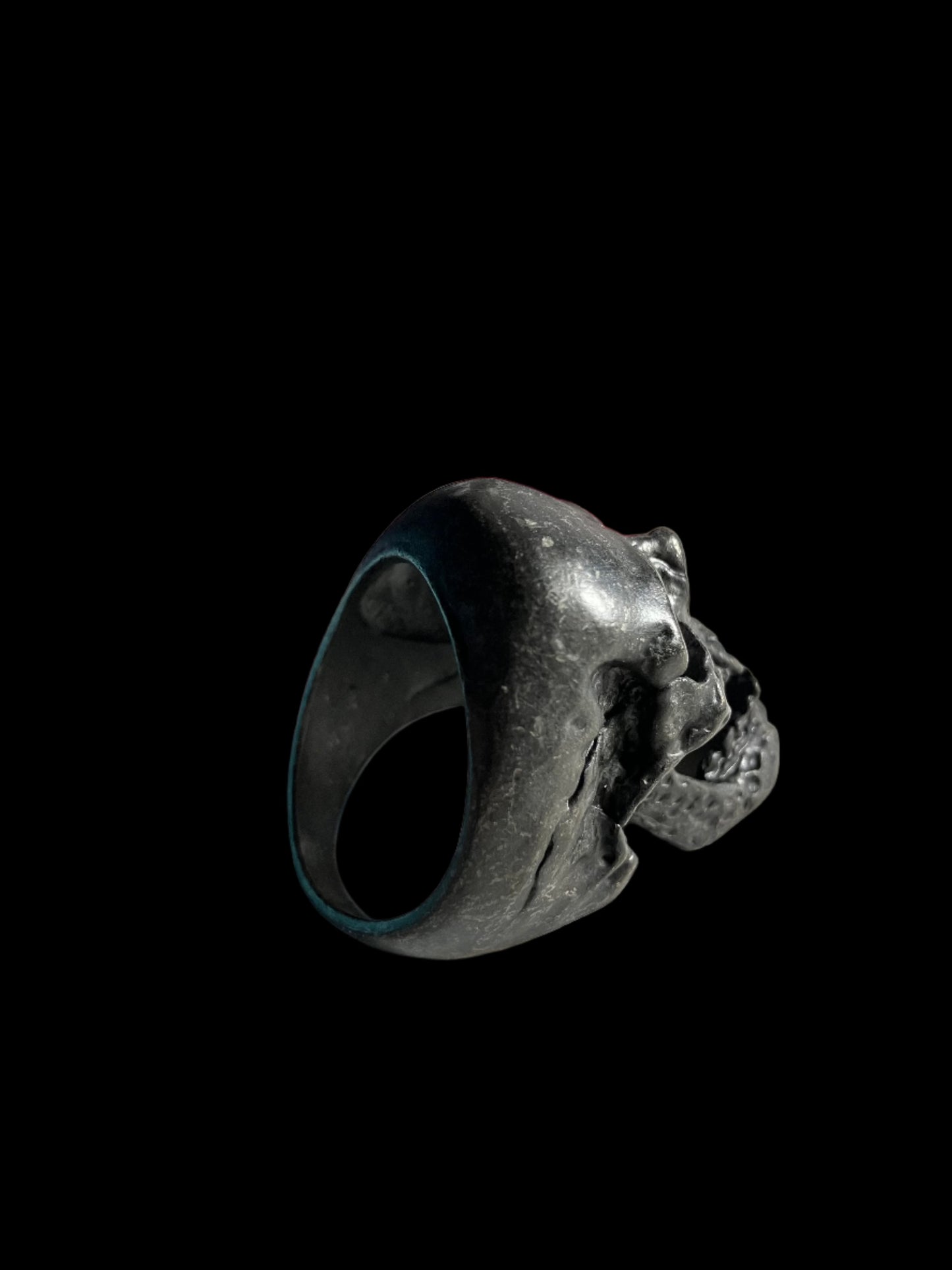 Fangsta Skull Ring